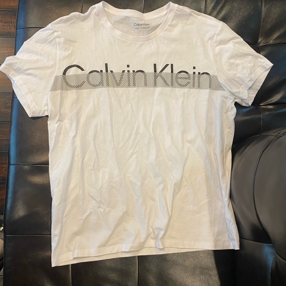 Calvin Klein Mens White shirt